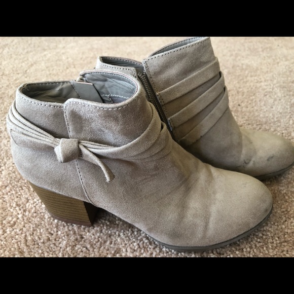 Tan booties - Picture 3 of 5